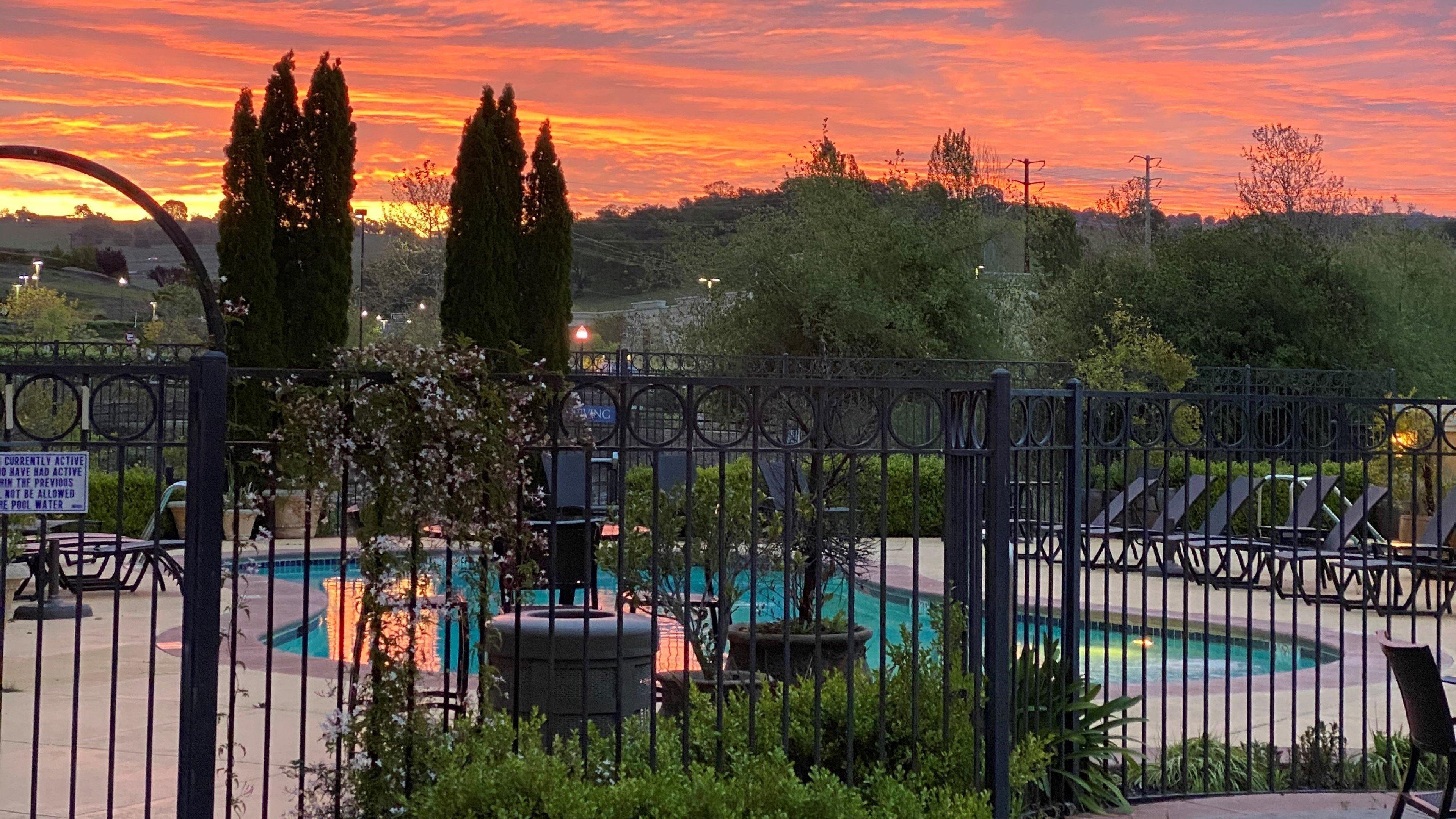 Holiday Inn Express Hotel & Suites El Dorado Hills By Ihg Zewnętrze zdjęcie