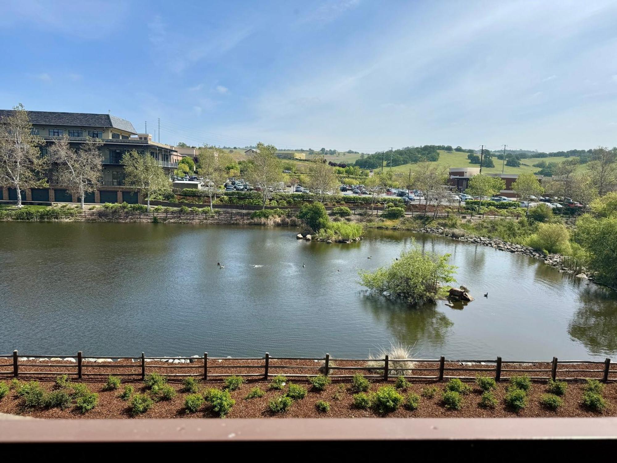 Holiday Inn Express Hotel & Suites El Dorado Hills By Ihg Zewnętrze zdjęcie